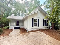 Building Photo - 5761 Waterwood Dr
