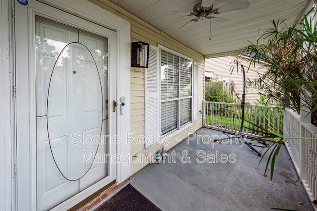 Building Photo - 5212 Elba Dr