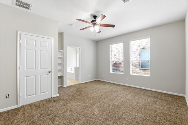 Building Photo - 1107 Northgate Springs Dr