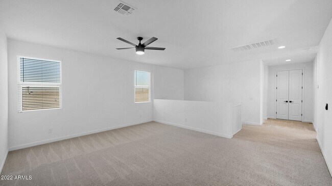Building Photo - 13407 W Rowel Rd