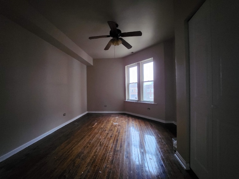 Building Photo - 7016 S Sangamon St