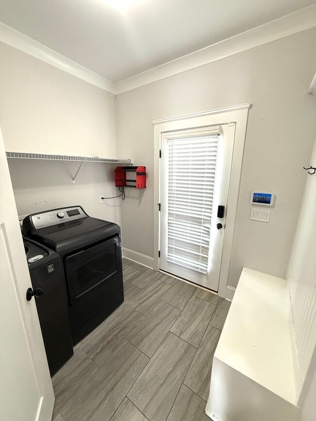 Building Photo - ** 4 Bed 2.5 Bath located in Pike Road ** Call 334-366-9198 to schedule a self-tour