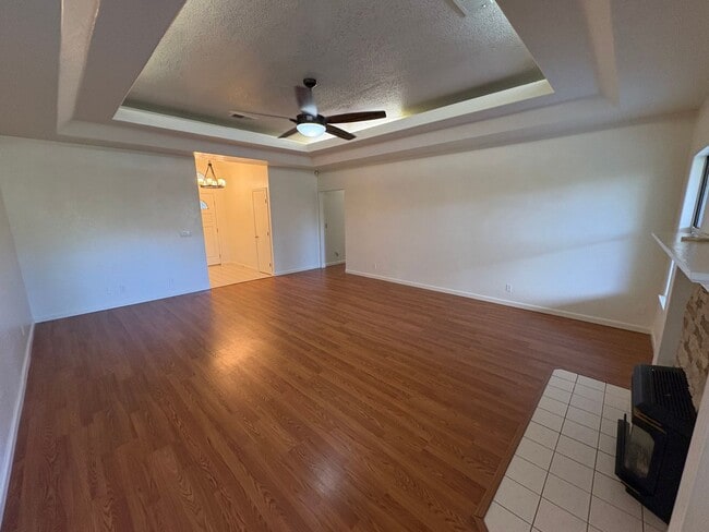 Building Photo - 1036 N Palm St