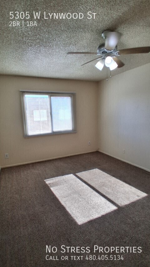 Building Photo - 5305 W Lynwood St