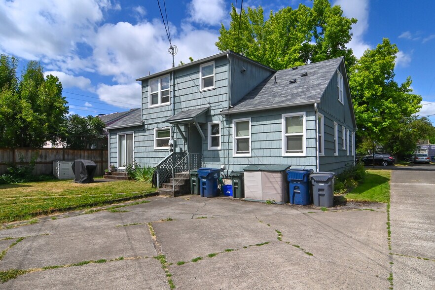 Building Photo - 1263 Tyler St