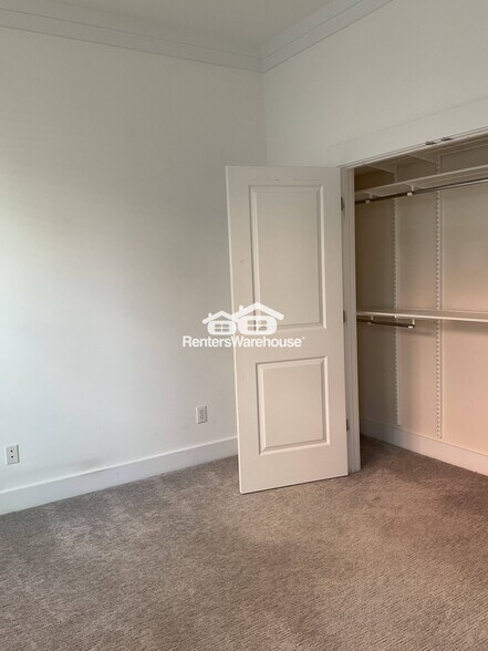 Building Photo - 3206 Noda Blvd