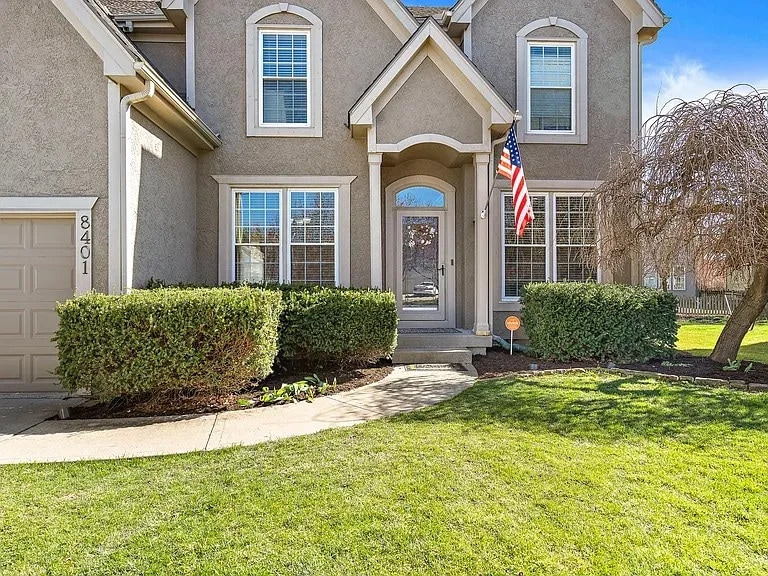 Building Photo - 8401 W 127th Cir