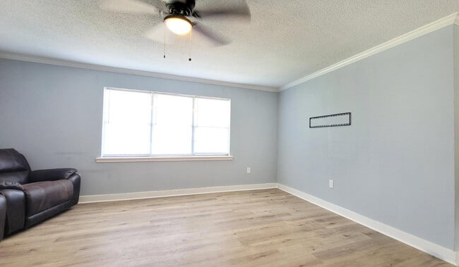 Building Photo - 4814 13th St