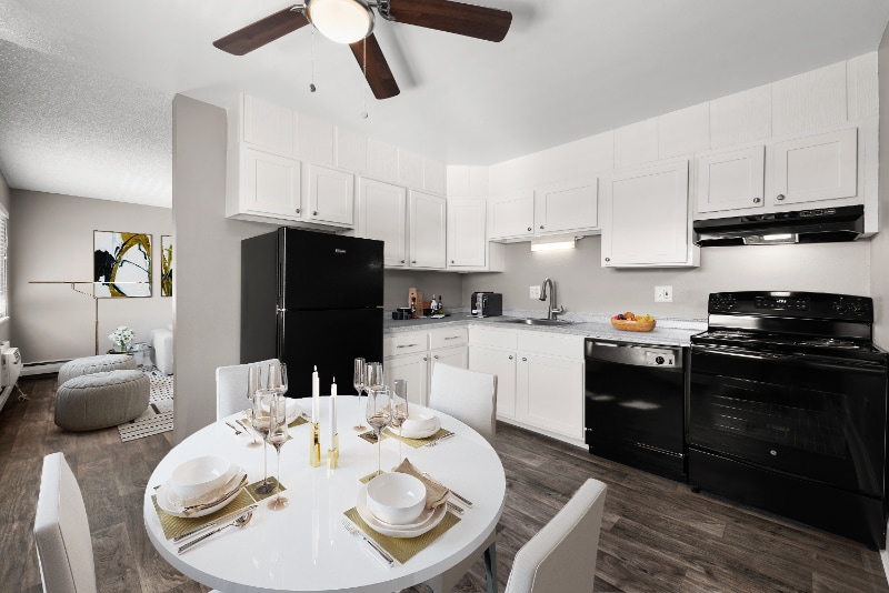 Building Photo - 65 N Kuner Rd