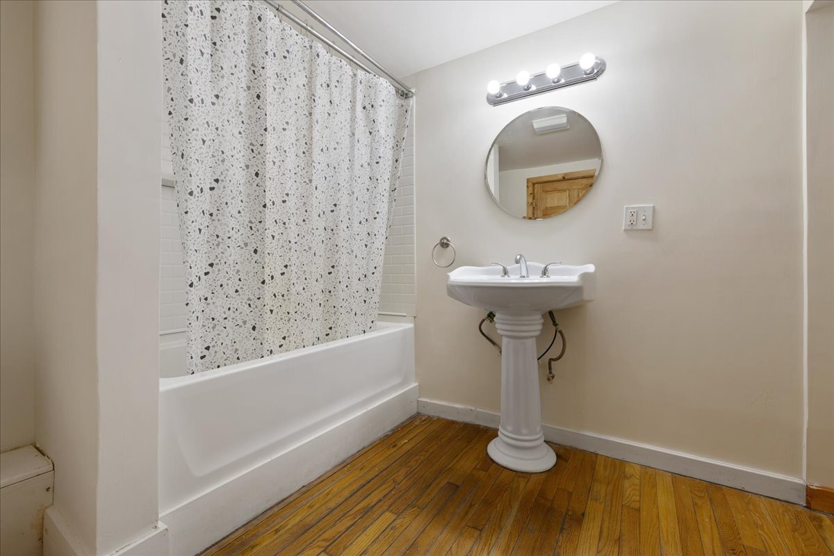 Building Photo - 325 Lafayette St