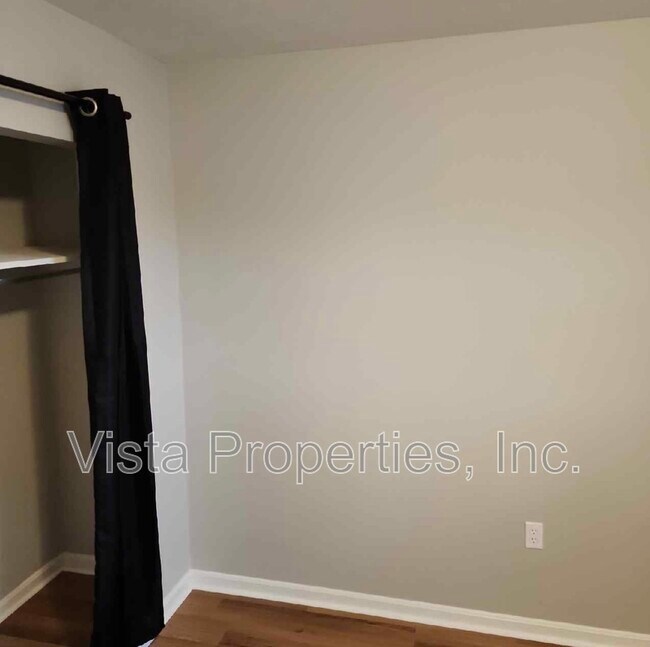 Building Photo - 4908 Saddlebrook Ln