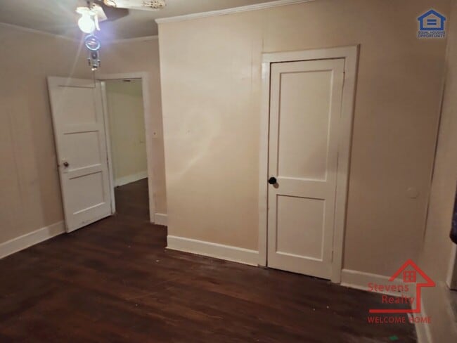 Building Photo - 414 W Bockman Way