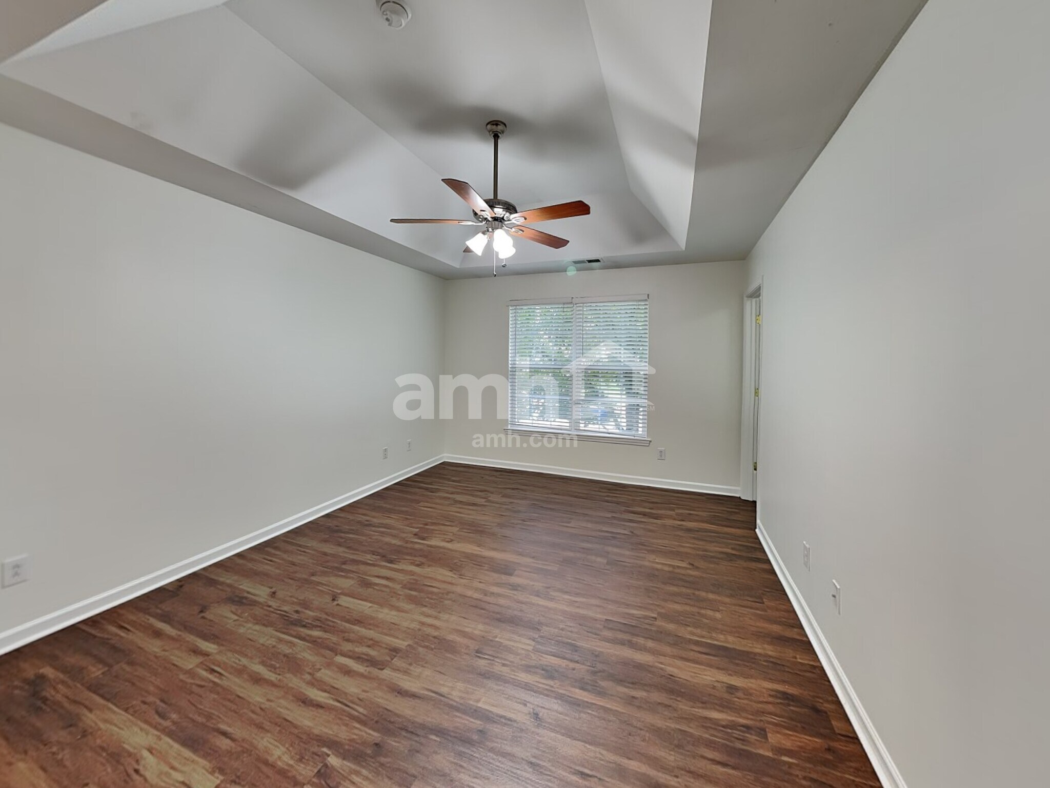 Building Photo - 1317 Charidge Ln