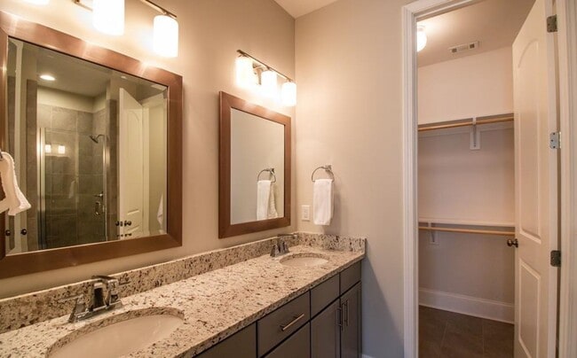 Building Photo - 3BD/3.5BA FOR RENT IN STILLWATER