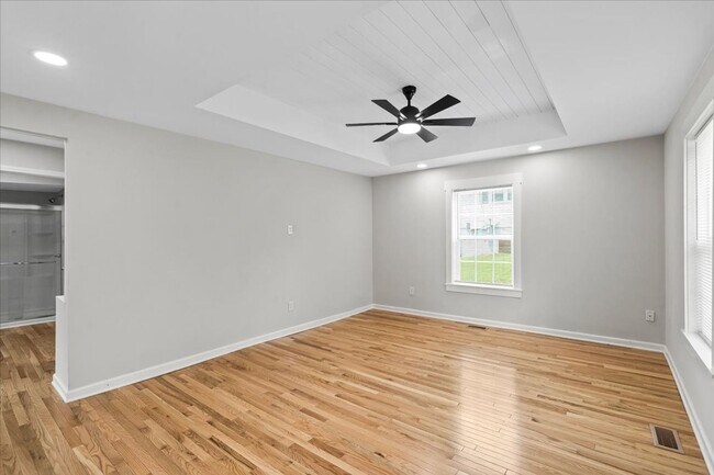 Building Photo - 112 McCary St