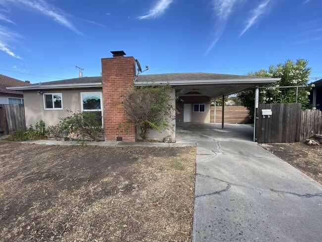 Building Photo - 668 Santa Coleta Ct
