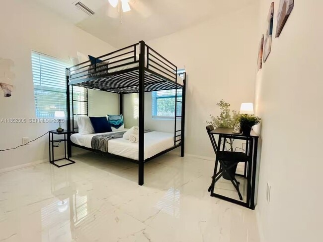 Building Photo - 1170 NW 142nd St