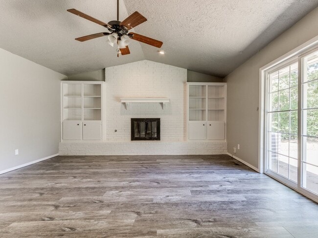 Building Photo - Recently Remodeled home in Norman