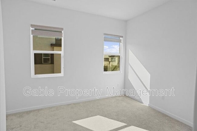 Building Photo - 27468 Flycatcher Pl