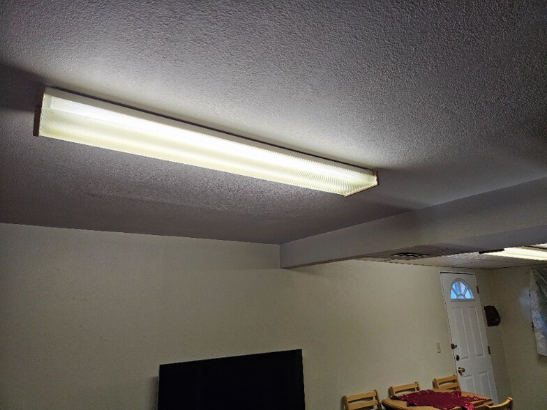 Building Photo - 3773 S Grove St