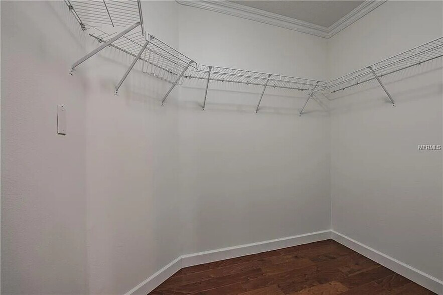 Room - 18108 Nassau Point Dr