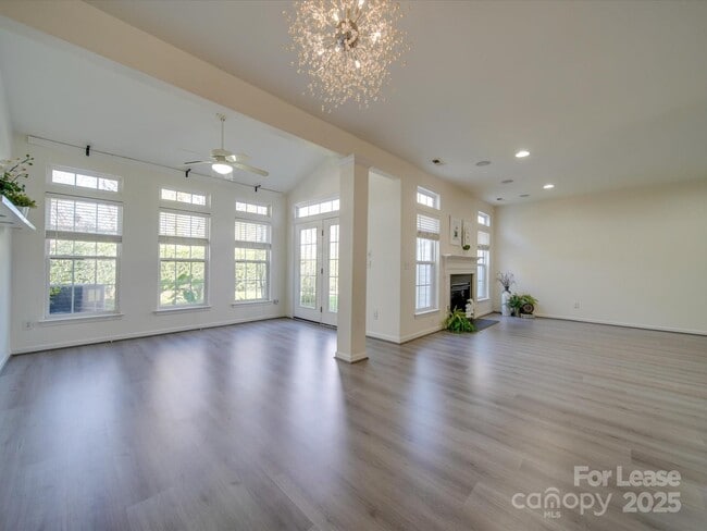 Building Photo - 11628 Eastwind Dr