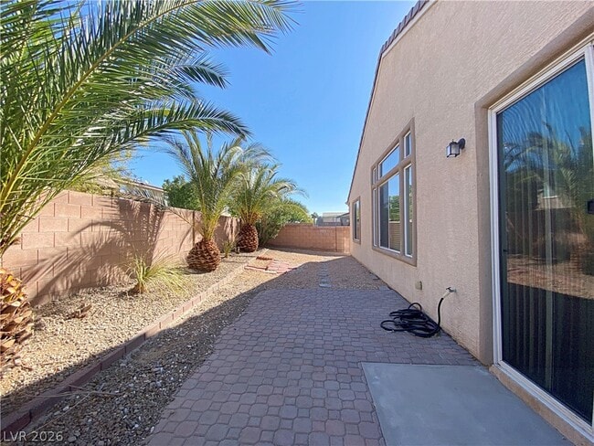 Building Photo - 3950 Kristina Lynn Ave