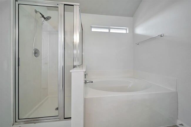 Building Photo - 17247 Mitchell Pass Ln