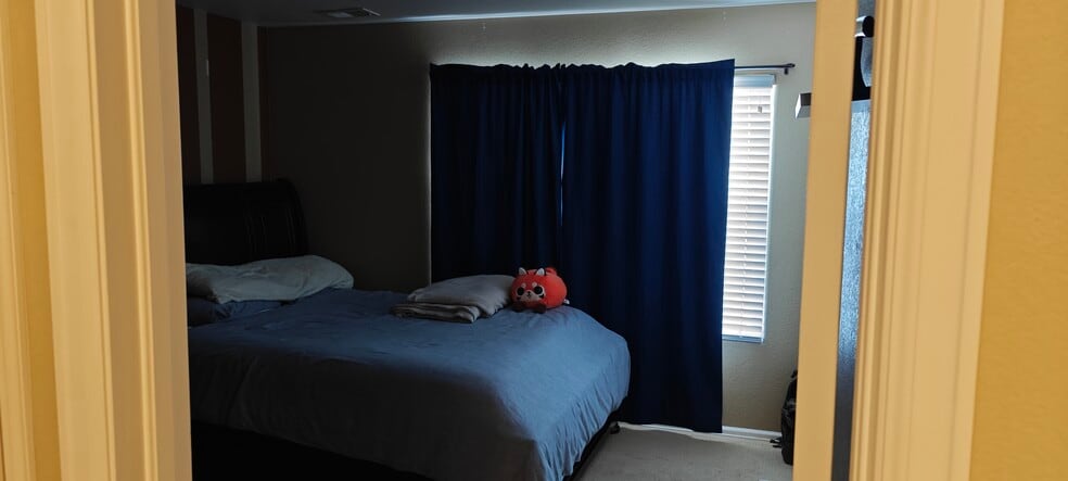 Spare bedroom - 3417 Grey Owl Point