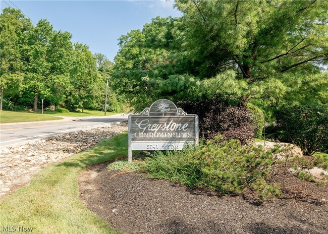 Building Photo - 5751 SOM Center Road