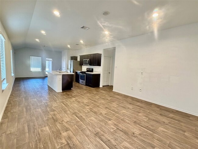 Building Photo - 14858 Cypress Holw Dr