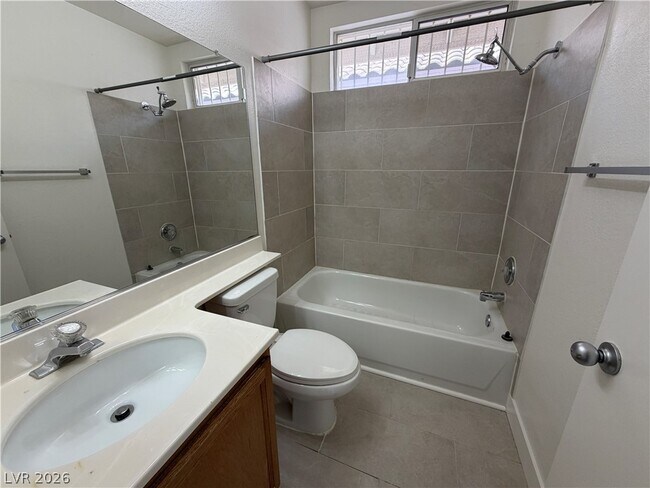 Building Photo - 8089 Kentshire Dr