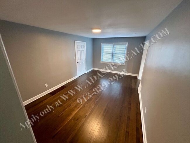 Building Photo - Updated 3 bed 2 bath home in Waldo-Available NOW!!