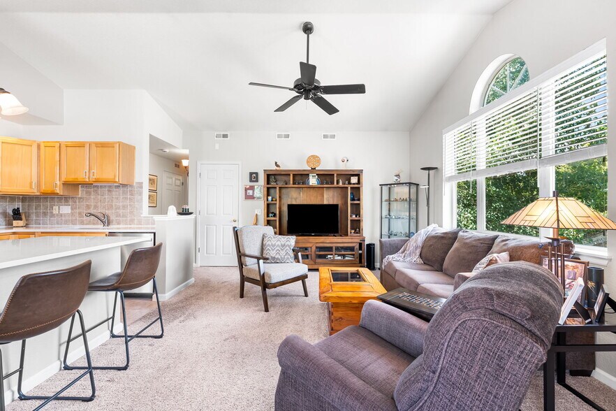 Building Photo - 4501 Nelson Rd