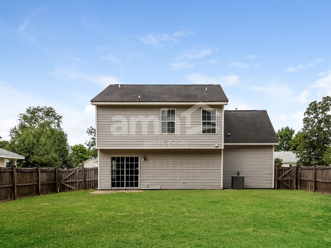 Building Photo - 166 Two Pond Loop