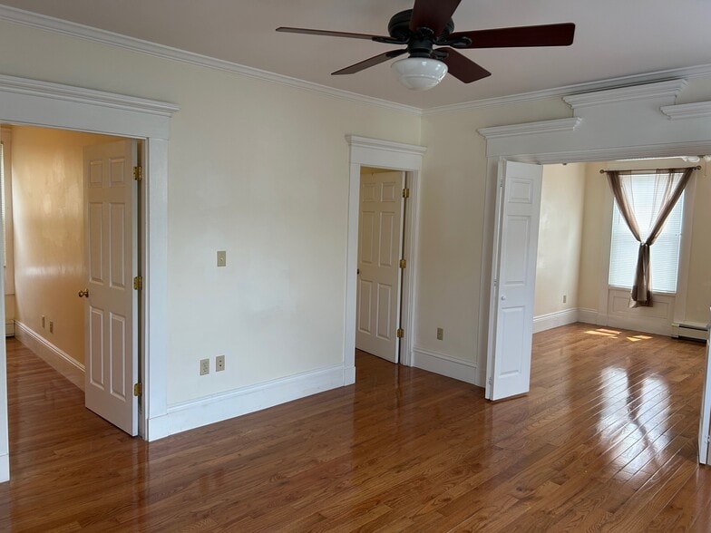 Living room - 177 Allen St