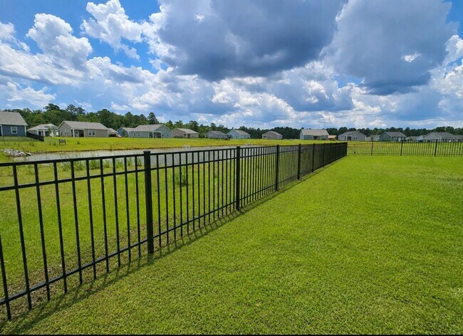 Building Photo - Be the First to Call This Brand-New Pond View Home Yours!