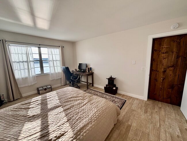 Building Photo - 1501 SW 134th Way