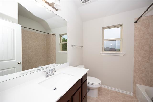 Building Photo - 1024 Mufasa Ln