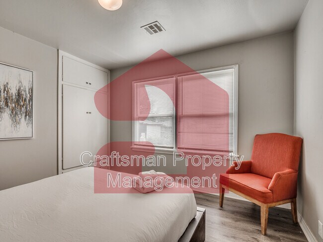 Building Photo - 2926 NW 72nd St