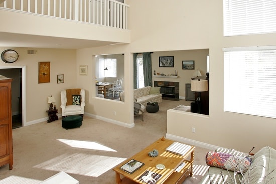 Building Photo - 6124 Maple Ct