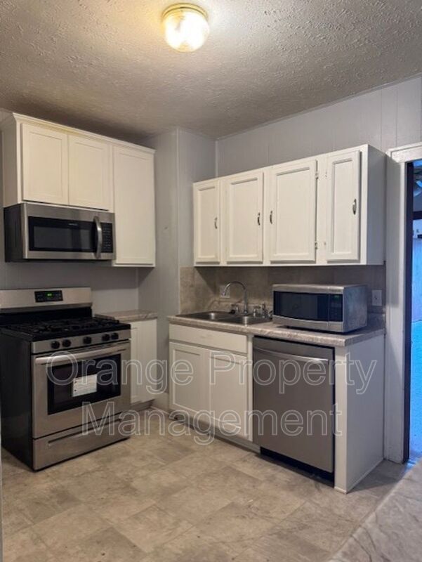 Primary Photo - 3524 N 45th Ave