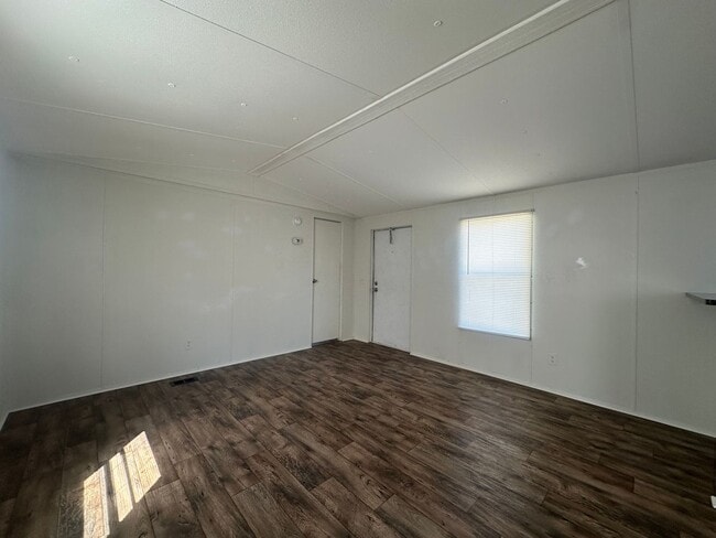 Building Photo - 134 Littleton St