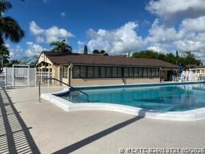 Building Photo - 446 Pine Glen Ln