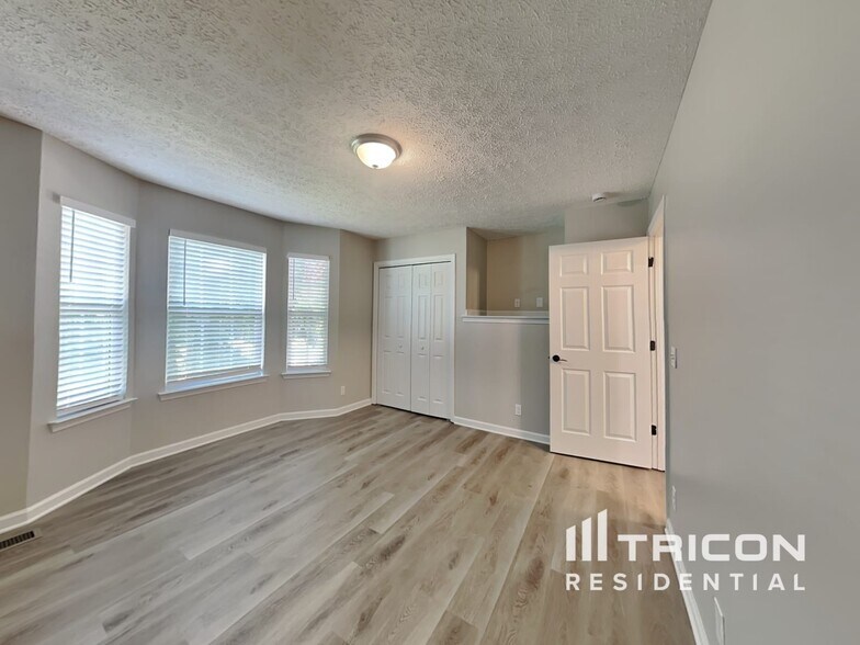 Building Photo - 1114 Archer Dr
