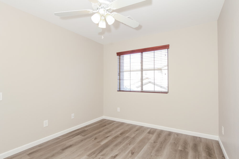 Building Photo - 26681 N Babbling Brook Dr