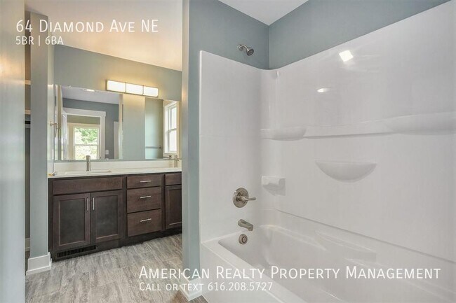 Building Photo - 64 Diamond Ave NE