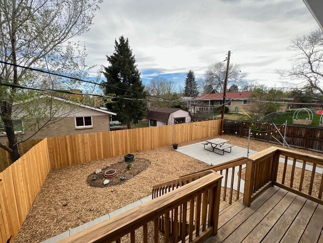 Building Photo - 1/2 Duplex in the very desirable West Arva...