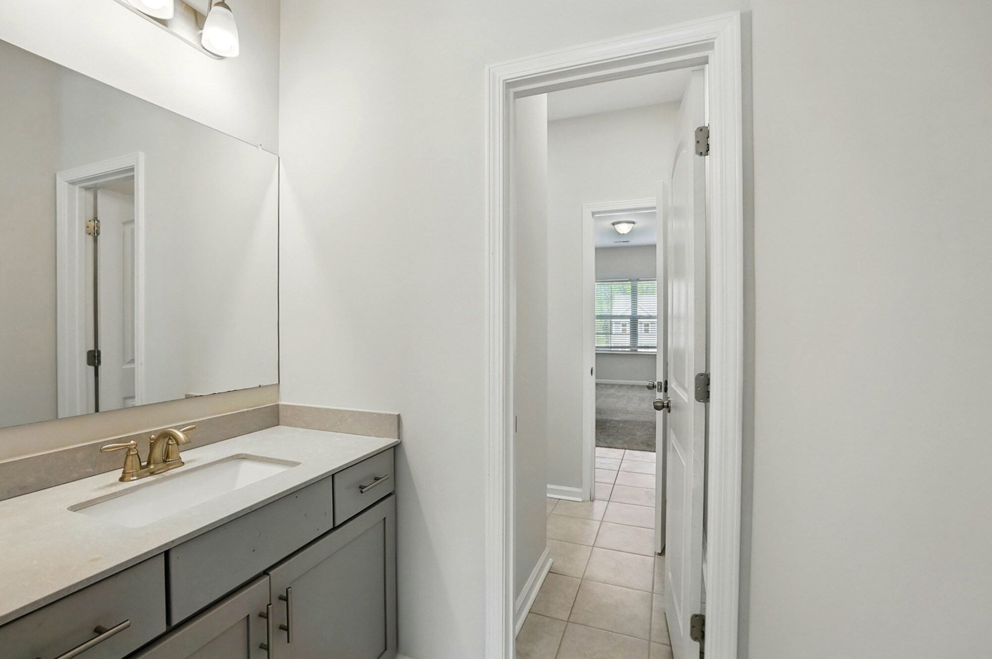 Building Photo - Room in House on Creek Bend Edge Ct