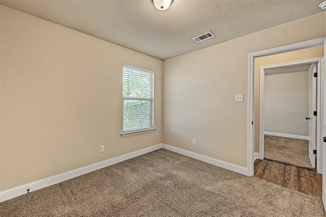 Building Photo - 3216 S Cherry Ln